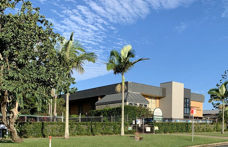 Photo of entrance to Woolgoolga Public School